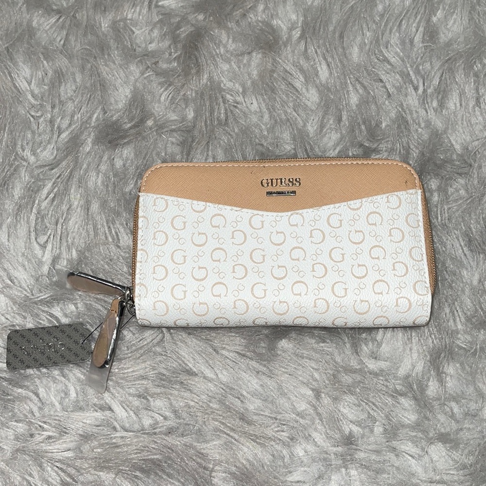 GUESS WALLET /cream